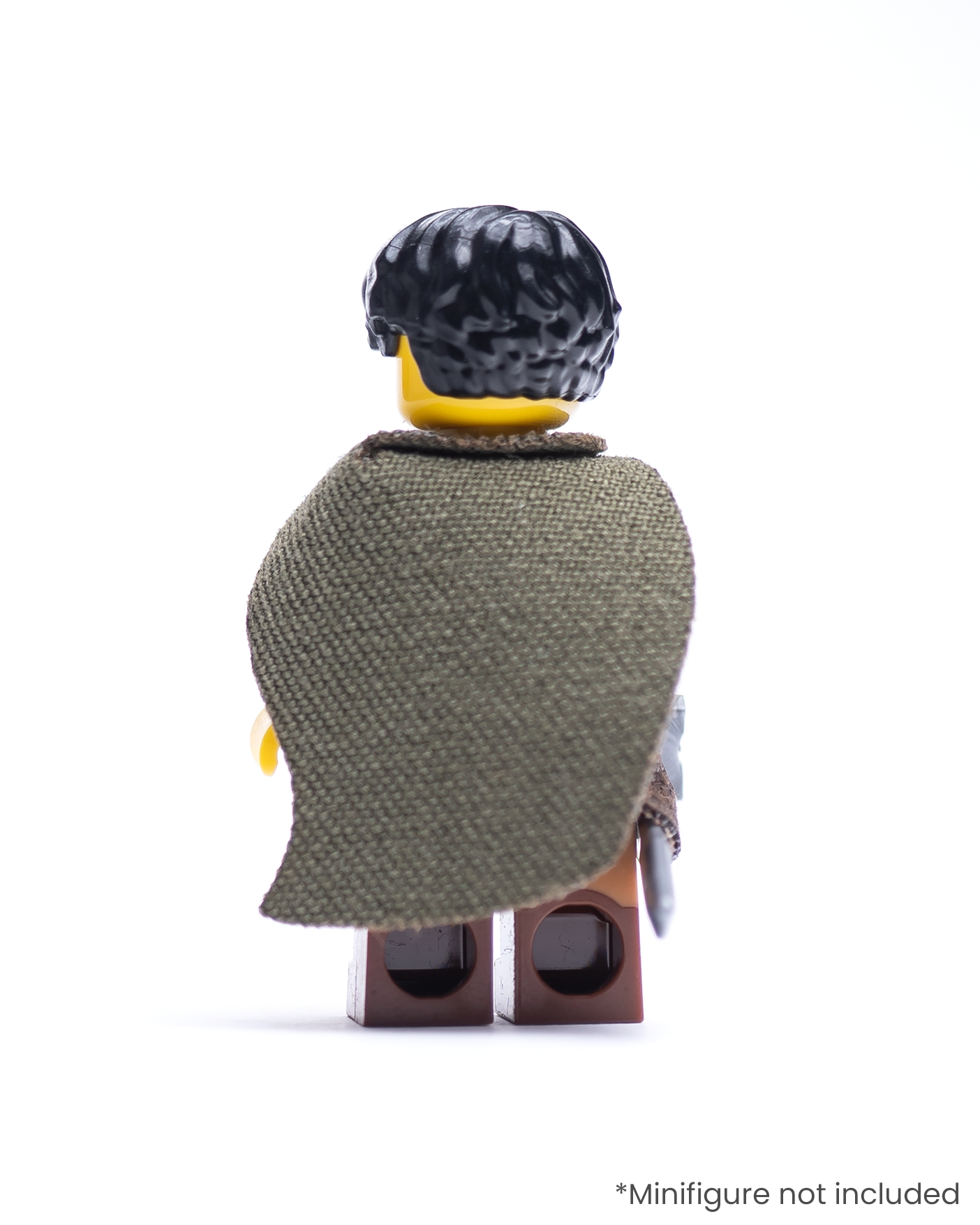 Side-Swept Cape and Belt Scabbard
